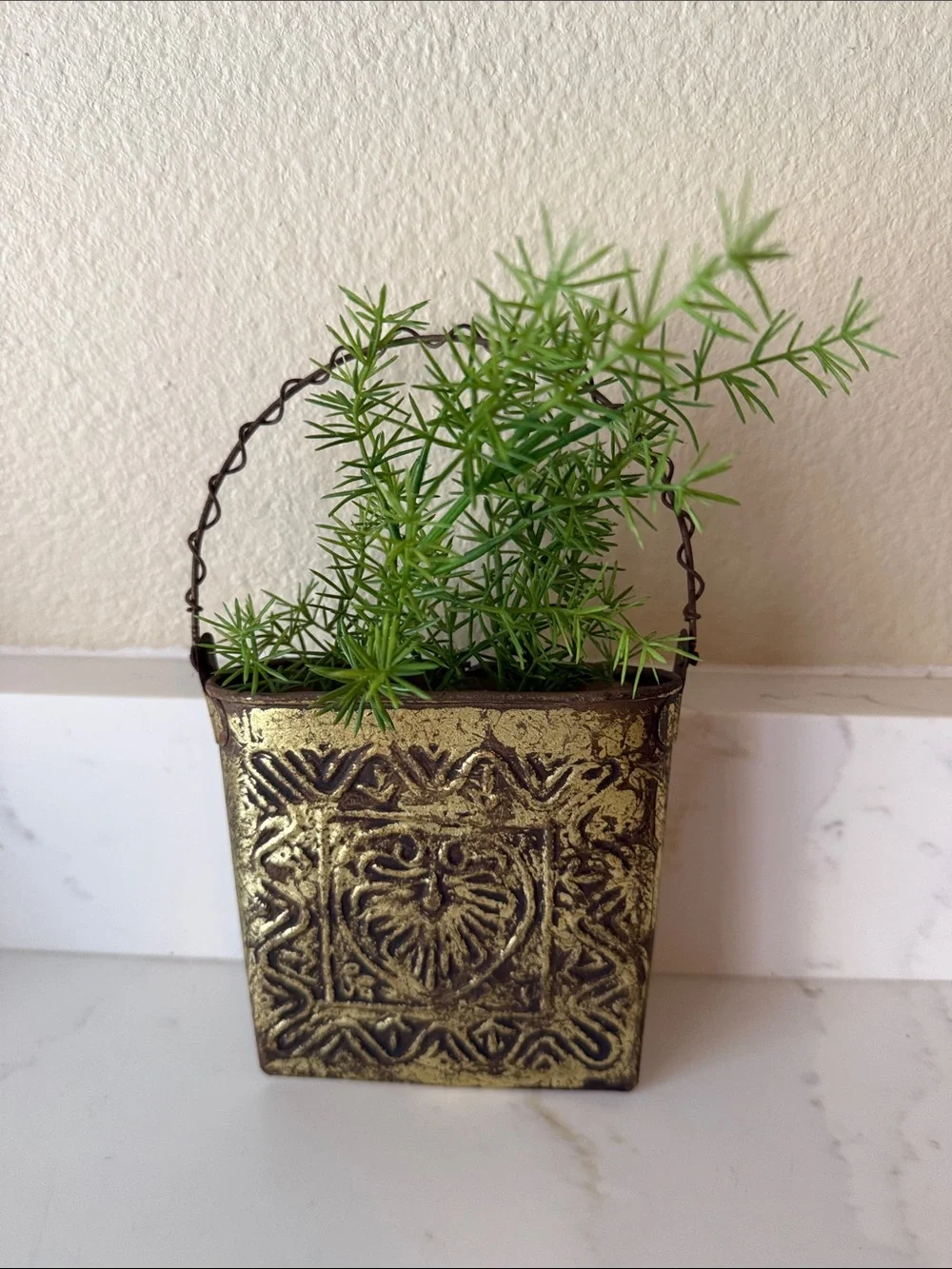 Vintage Hosley Metal Wall Pocket Small